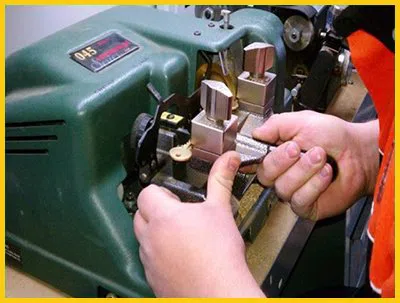 Pompton Plains Locksmith Pompton Plains, NJ 973-317-9333 Pompton Plains Locksmith Pompton Plains, NJ 973-317-9333 - 23-5